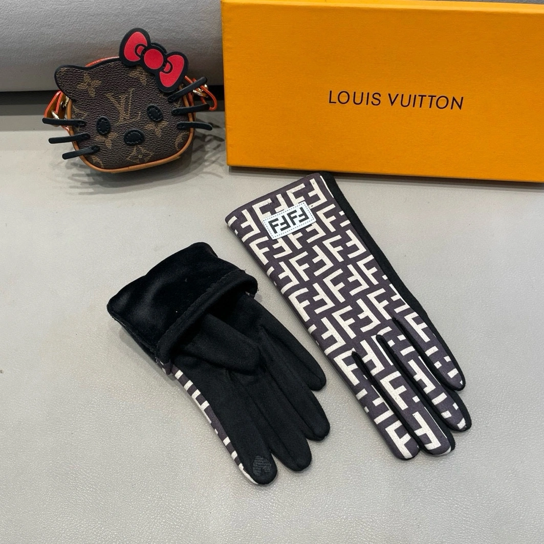 Durable 9684 Fendi Gloves