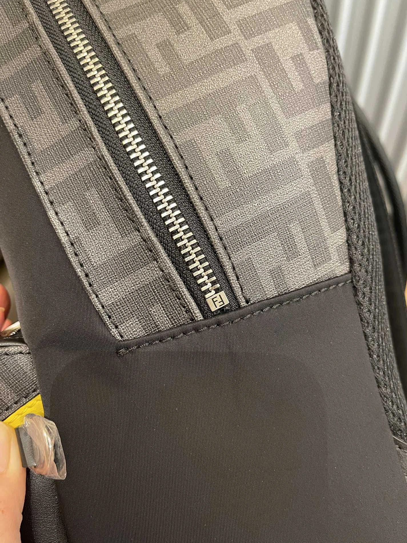 Durable 9789 Fendi AAA Man Backpacks
