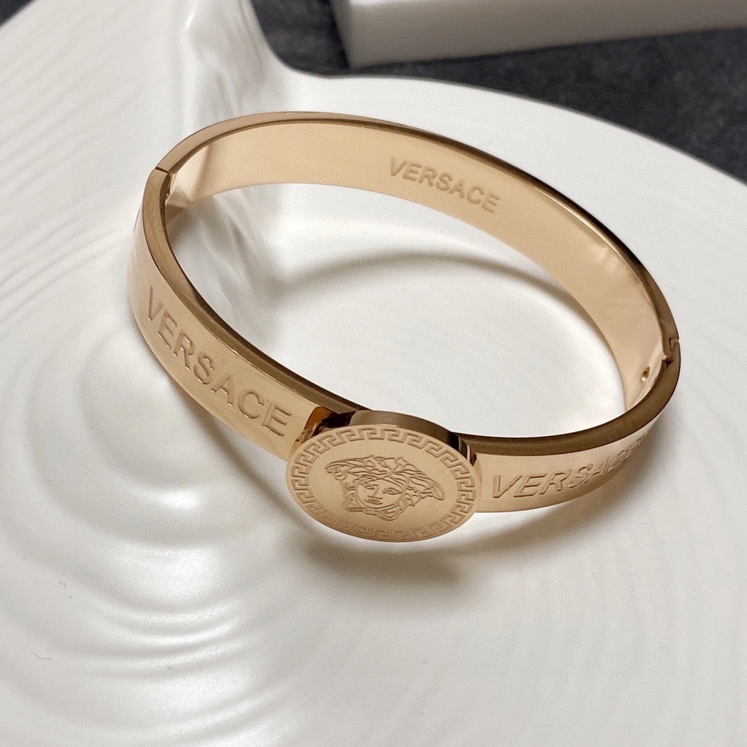 Durable 9826 Versace Bracelet