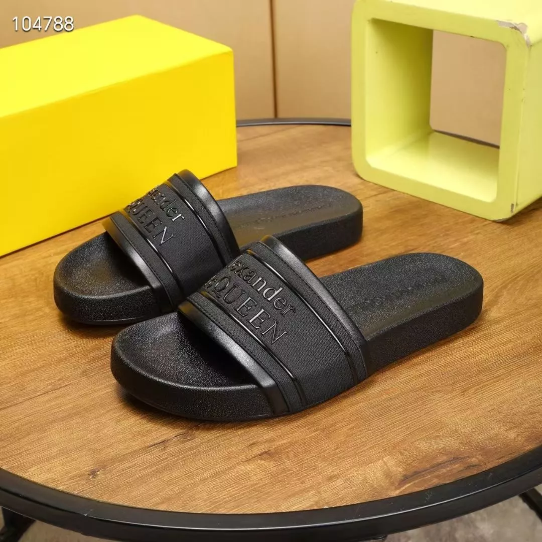 Durable 984 Alexander McQueen Slippers For Men