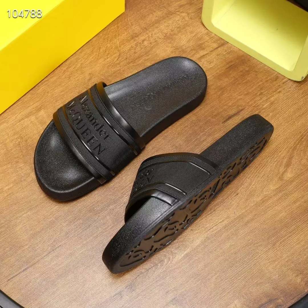Durable 984 Alexander McQueen Slippers For Men