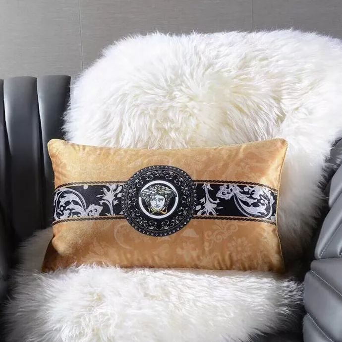 Durable 9864 Versace Cushion