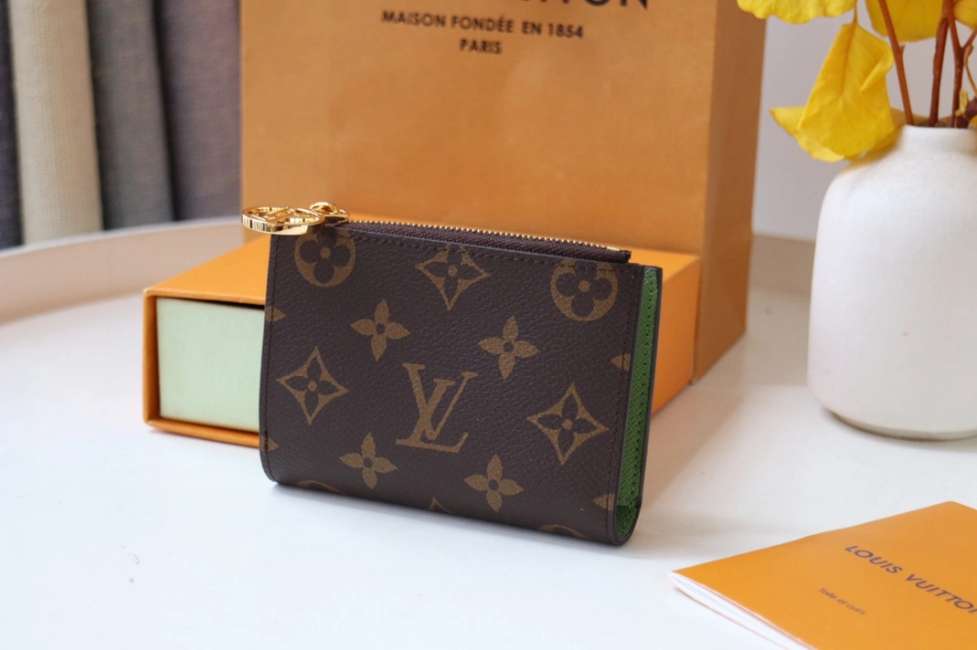 Durable 9904 Louis Vuitton AAA Quality Card Case In Green