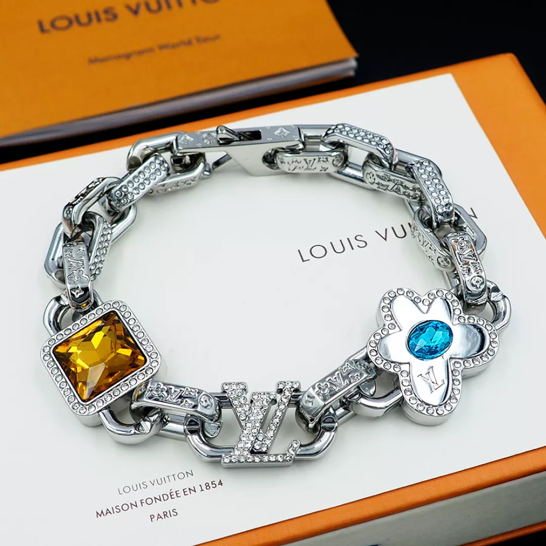 Durable 993 Louis Vuitton LV Bracelets