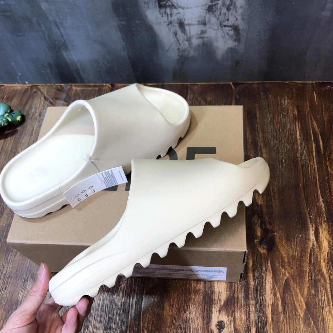 Durable 9945 Adidas Yeezy Slipper For Men