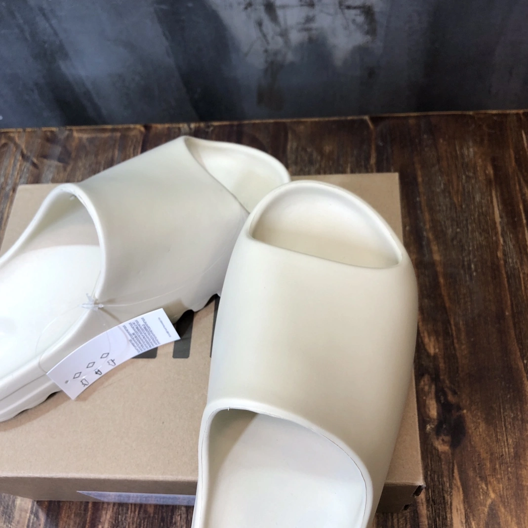 Durable 9945 Adidas Yeezy Slipper For Men