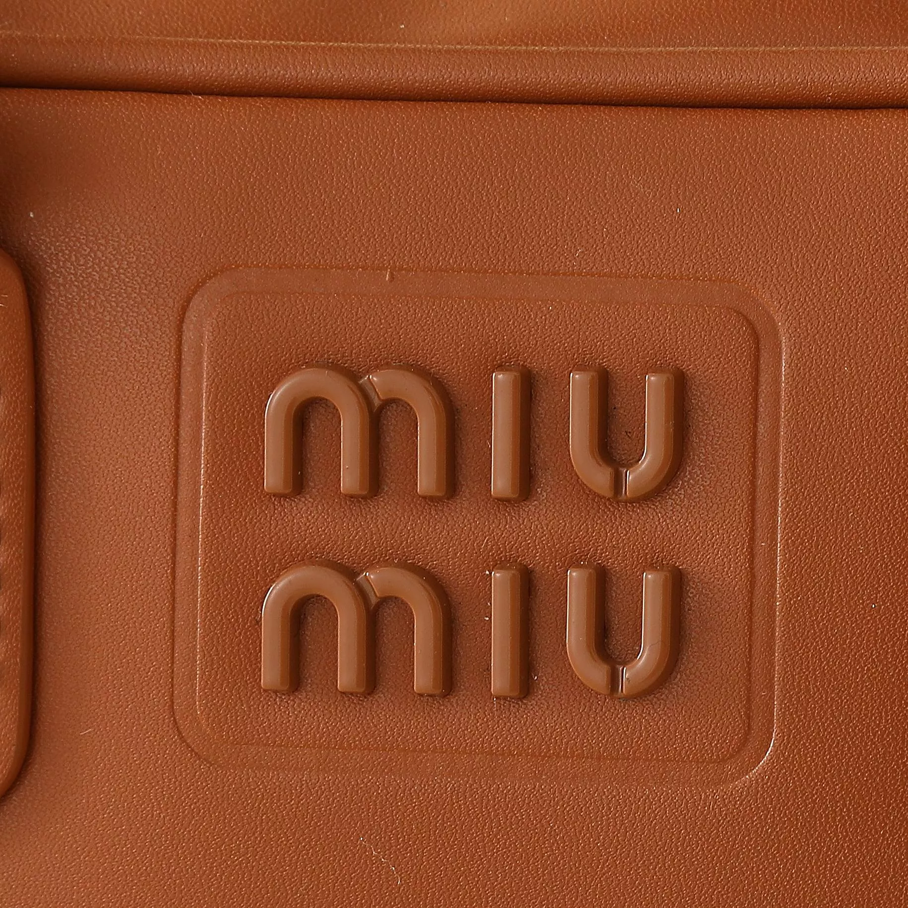 Durable 9998 MIU MIU AAA Quality Handbags For Women
