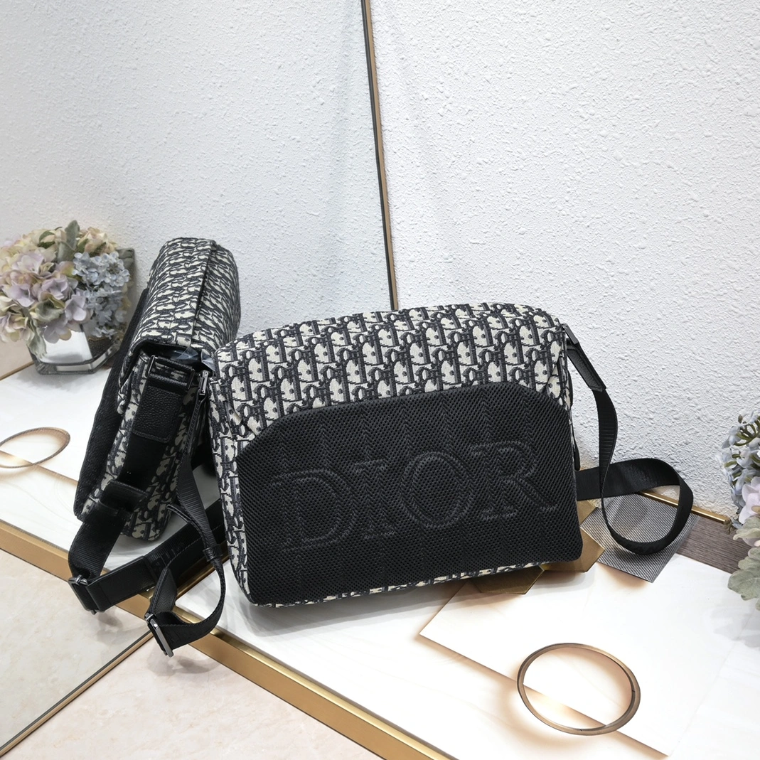 EasyMatch 1469 Christian Dior AAA Man Messenger Bags