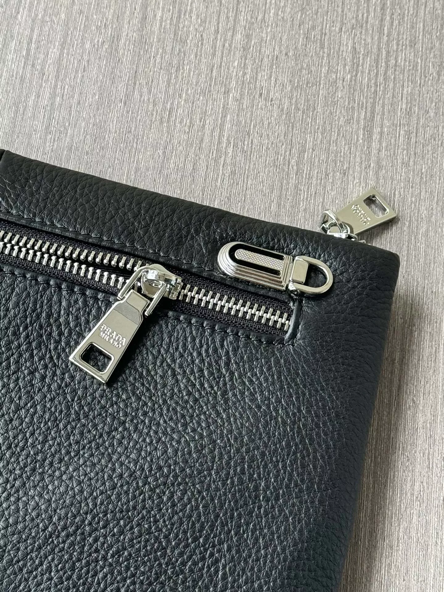EasyMatch 1659 Prada AAA Man Wallets