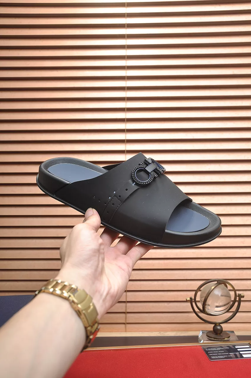 EasyMatch 1752 Salvatore Ferragamo Slippers For Men