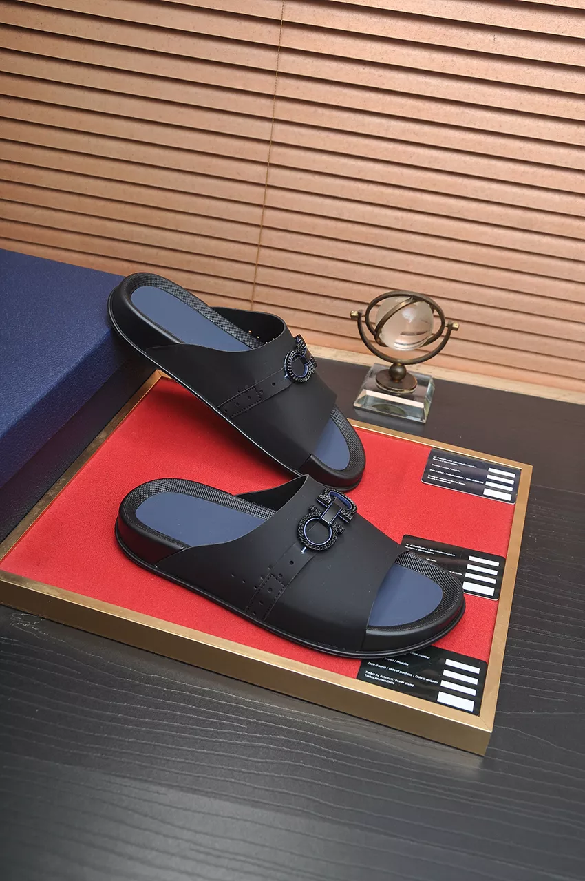EasyMatch 1752 Salvatore Ferragamo Slippers For Men