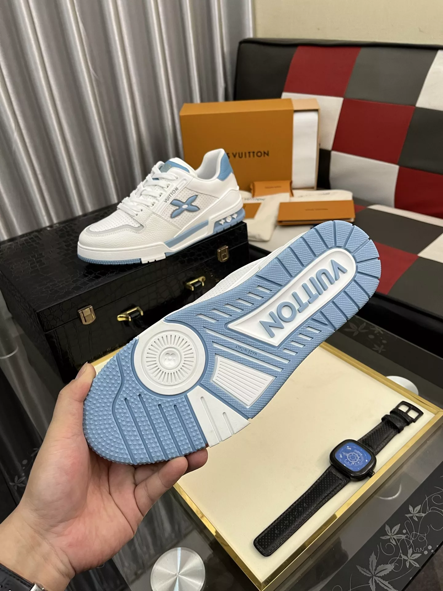 EasyMatch 2011 Louis Vuitton Casual Shoes For Men