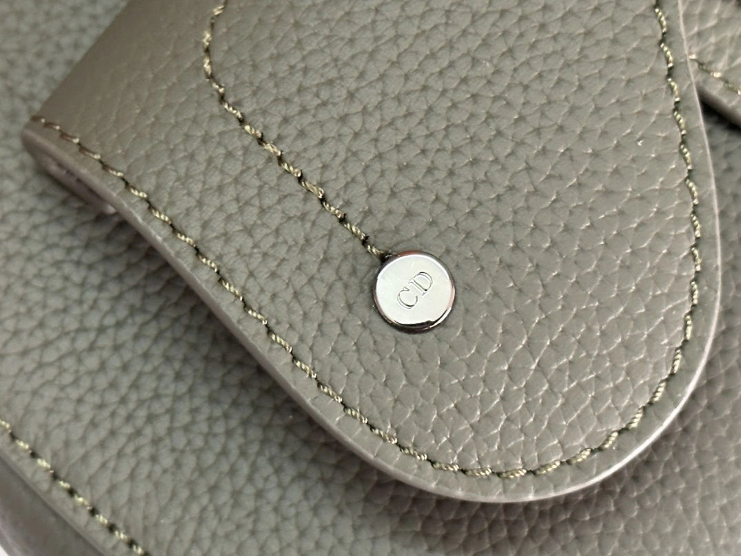 EasyMatch 205 Christian Dior AAA Man Messenger Bags
