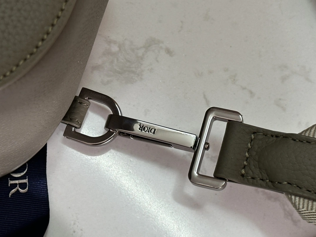 EasyMatch 205 Christian Dior AAA Man Messenger Bags