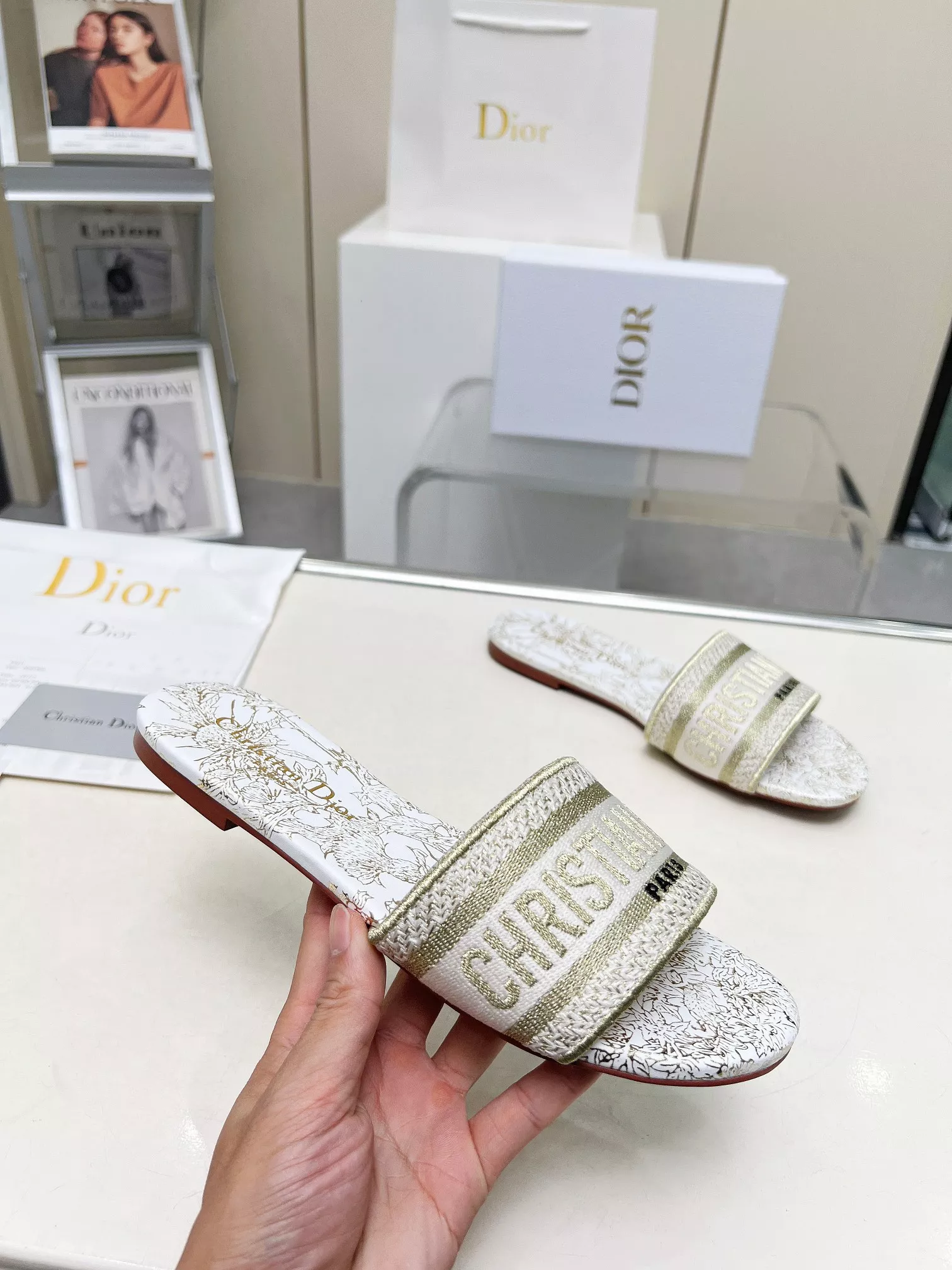 EasyMatch 2089 Christian Dior Slippers For Women