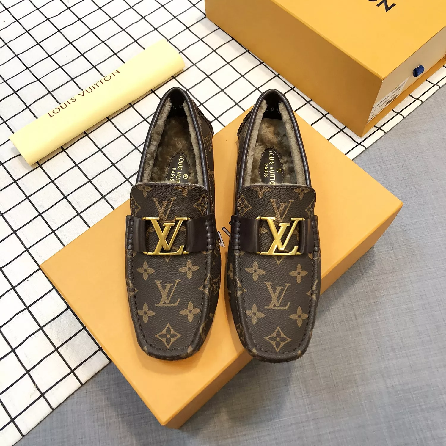 EasyMatch 2213 Louis Vuitton LV Oxfords Shoes For Men
