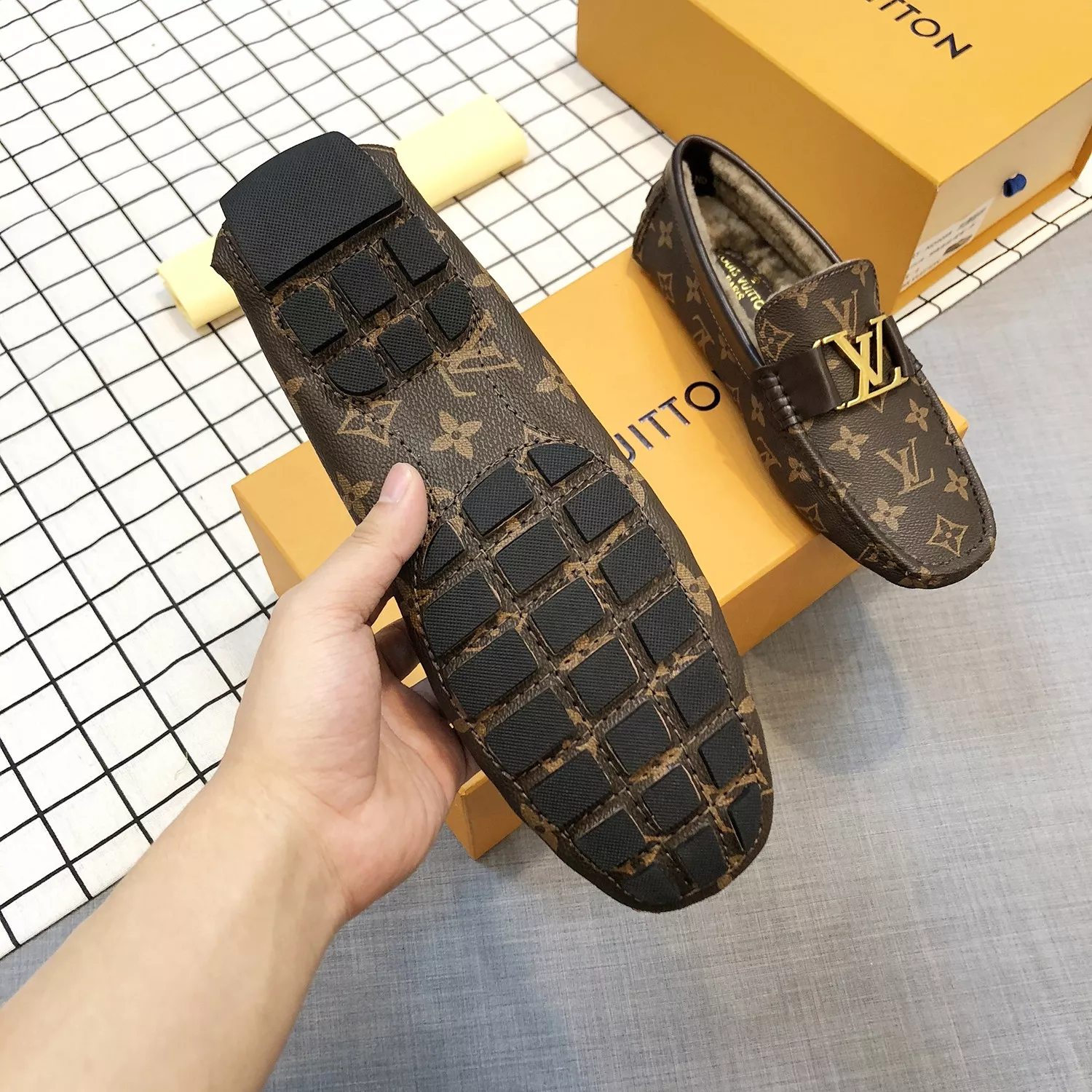 EasyMatch 2213 Louis Vuitton LV Oxfords Shoes For Men