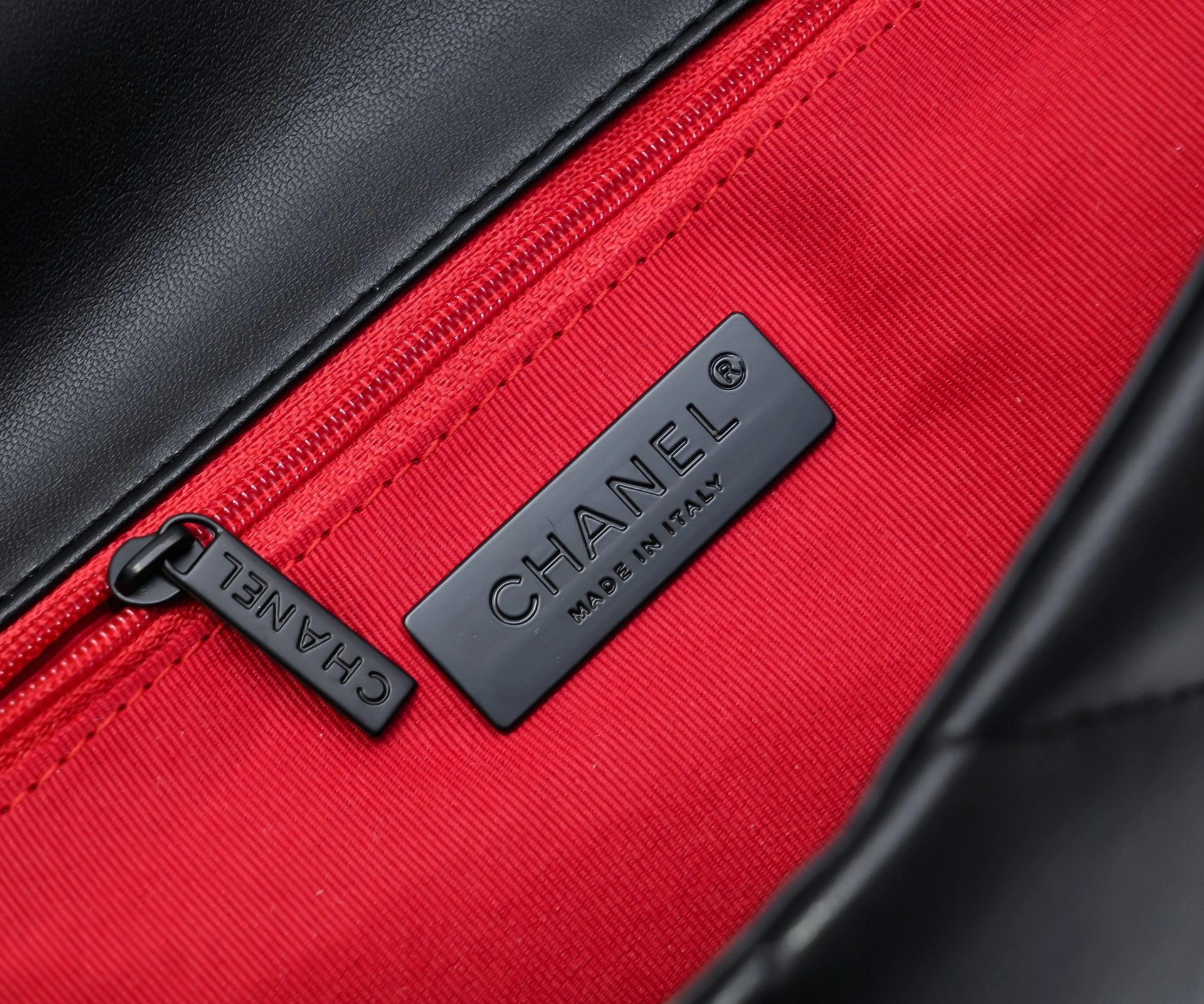 EasyMatch 2392 Chanel AAA Quality Messenger Bags For Women