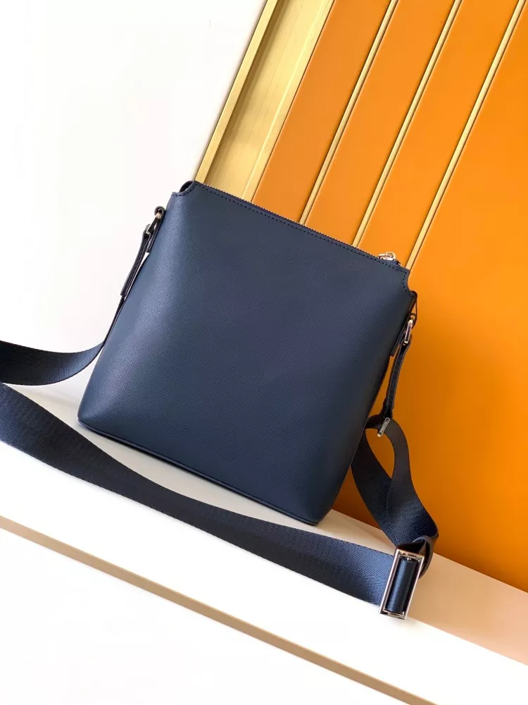 EasyMatch 2711 Prada AAA Man Messenger Bags