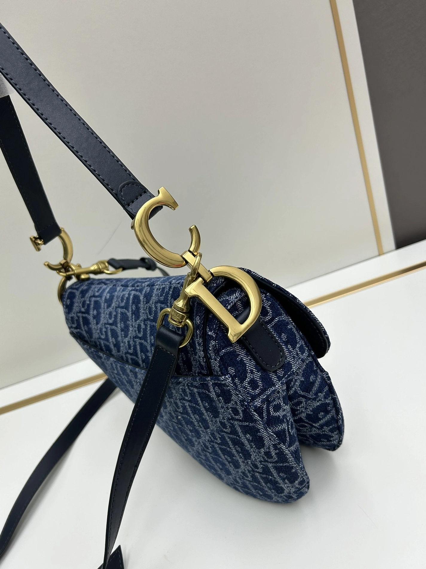 EasyMatch 2918 Christian Dior AAA Quality Messenger Bags For Women
