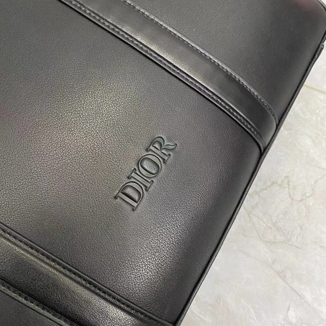 EasyMatch 2931 Christian Dior AAA Man Handbags