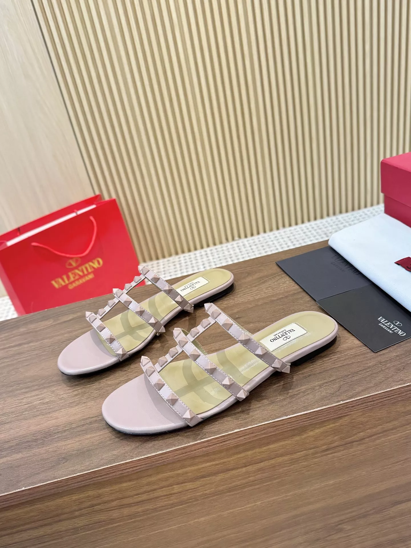 EasyMatch 3057 Valentino Slippers For Women