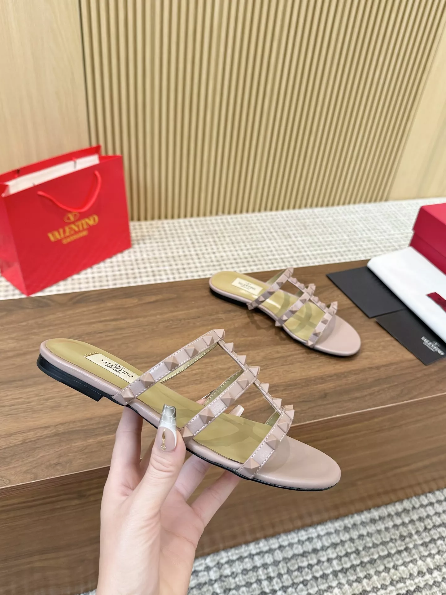 EasyMatch 3057 Valentino Slippers For Women