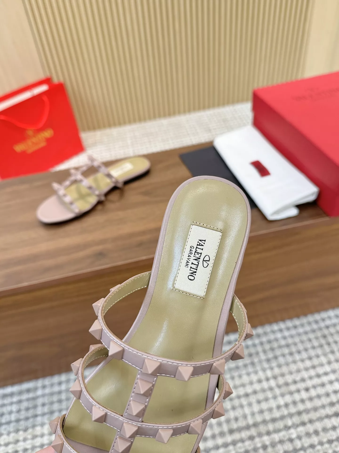 EasyMatch 3057 Valentino Slippers For Women