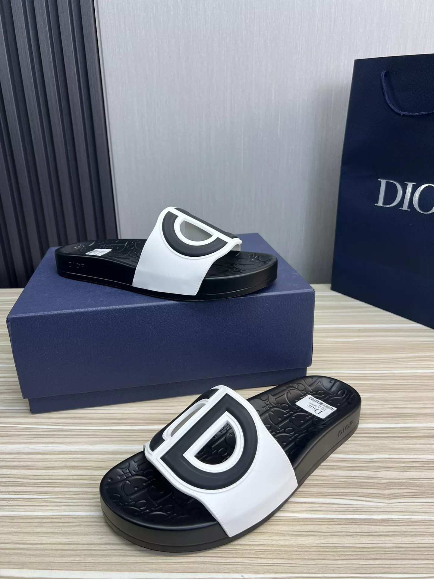 EasyMatch 3067 Christian Dior Slippers For Men
