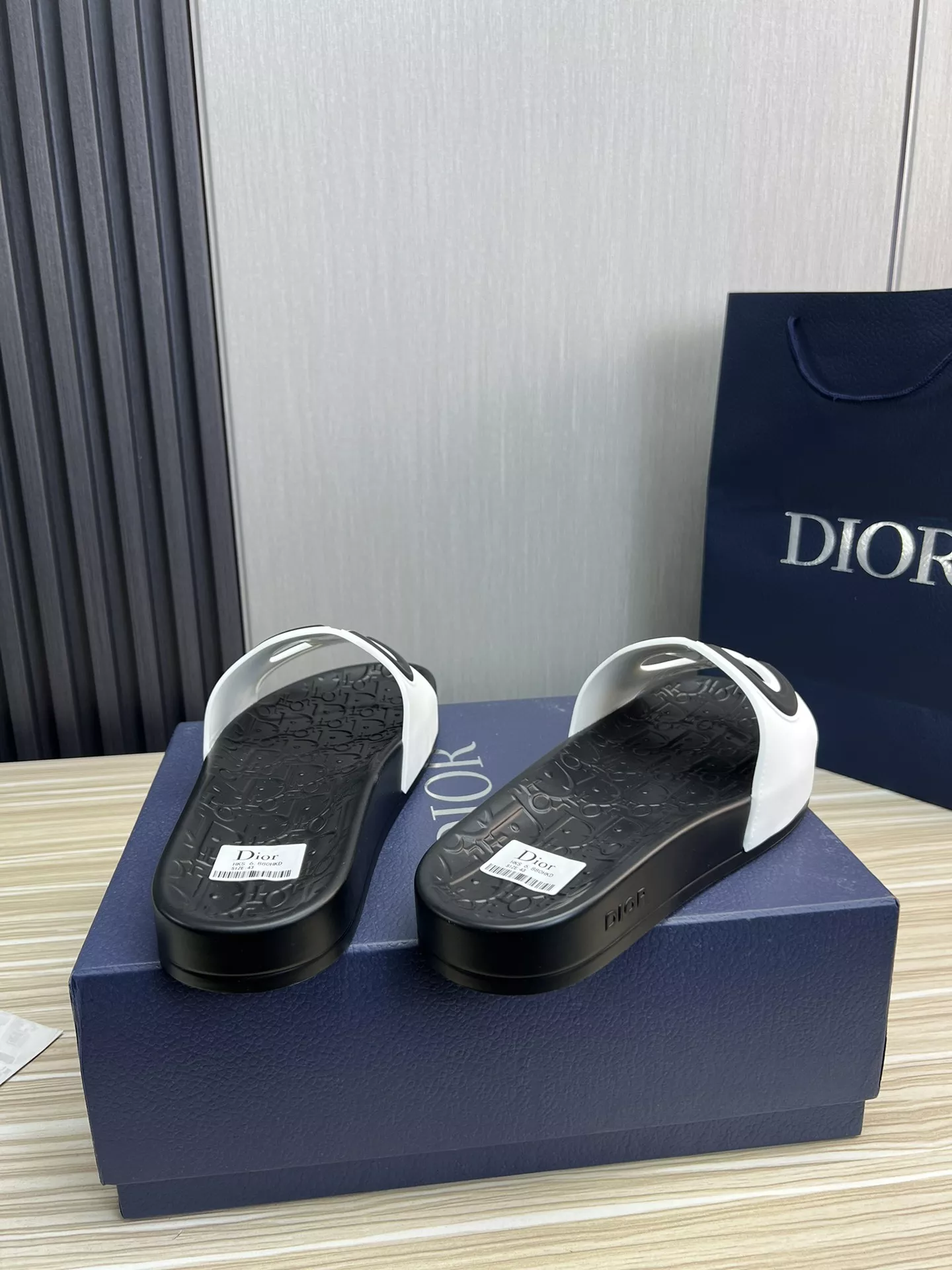 EasyMatch 3067 Christian Dior Slippers For Men