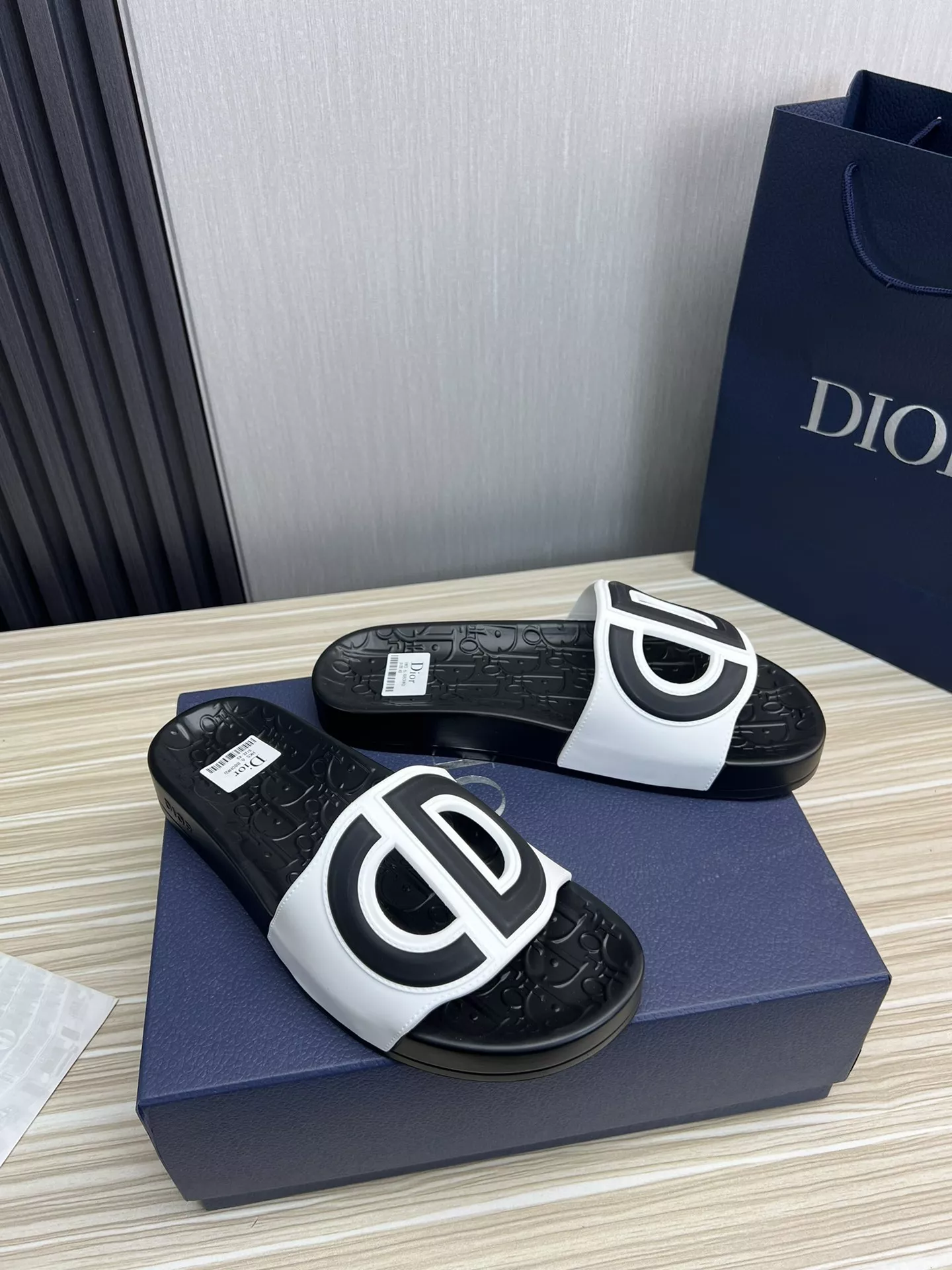 EasyMatch 3067 Christian Dior Slippers For Men