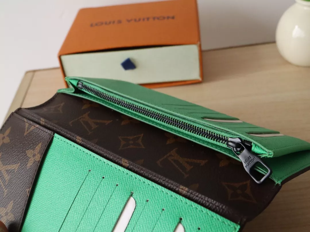 EasyMatch 3093 Louis Vuitton AAA Quality Card Case