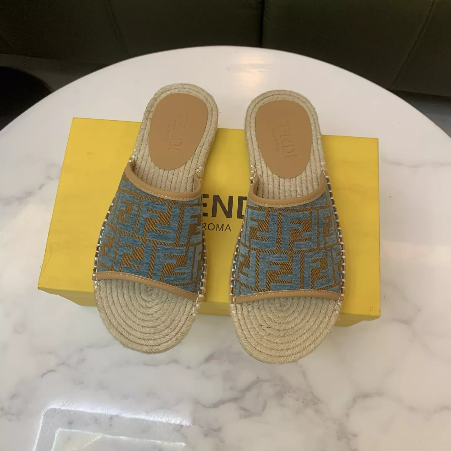 EasyMatch 342 Fendi Slippers For Men