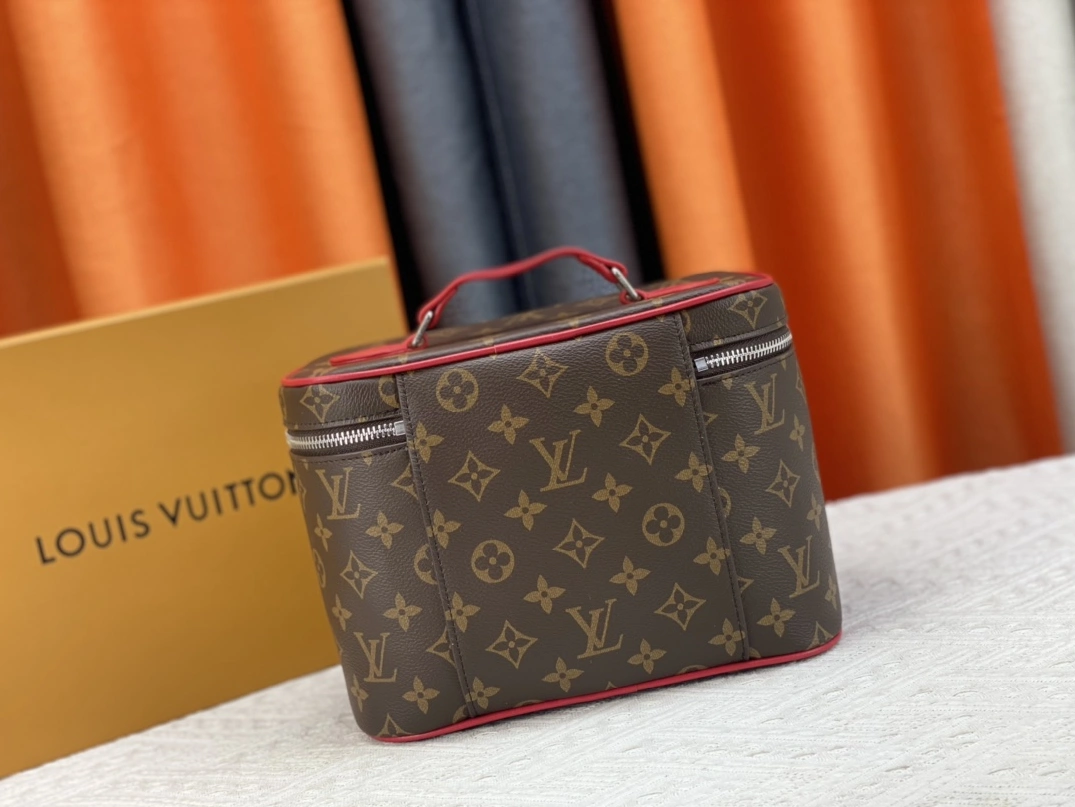 EasyMatch 3462 Louis Vuitton AAA Quality Handbags For Women