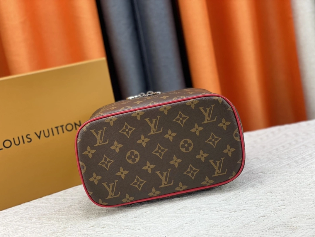 EasyMatch 3462 Louis Vuitton AAA Quality Handbags For Women