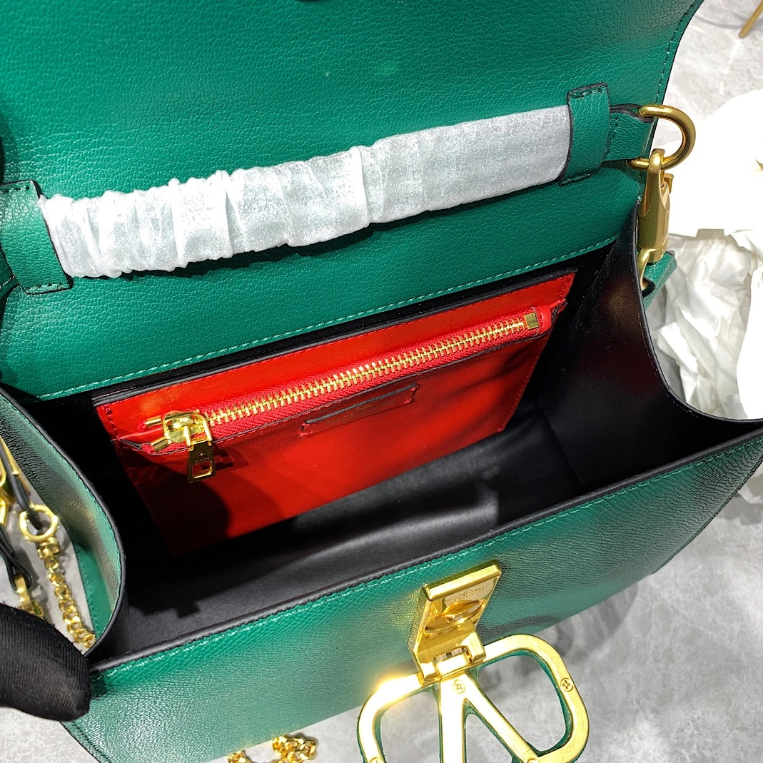 EasyMatch 3644 Valentino AAA Quality Handbags For Women