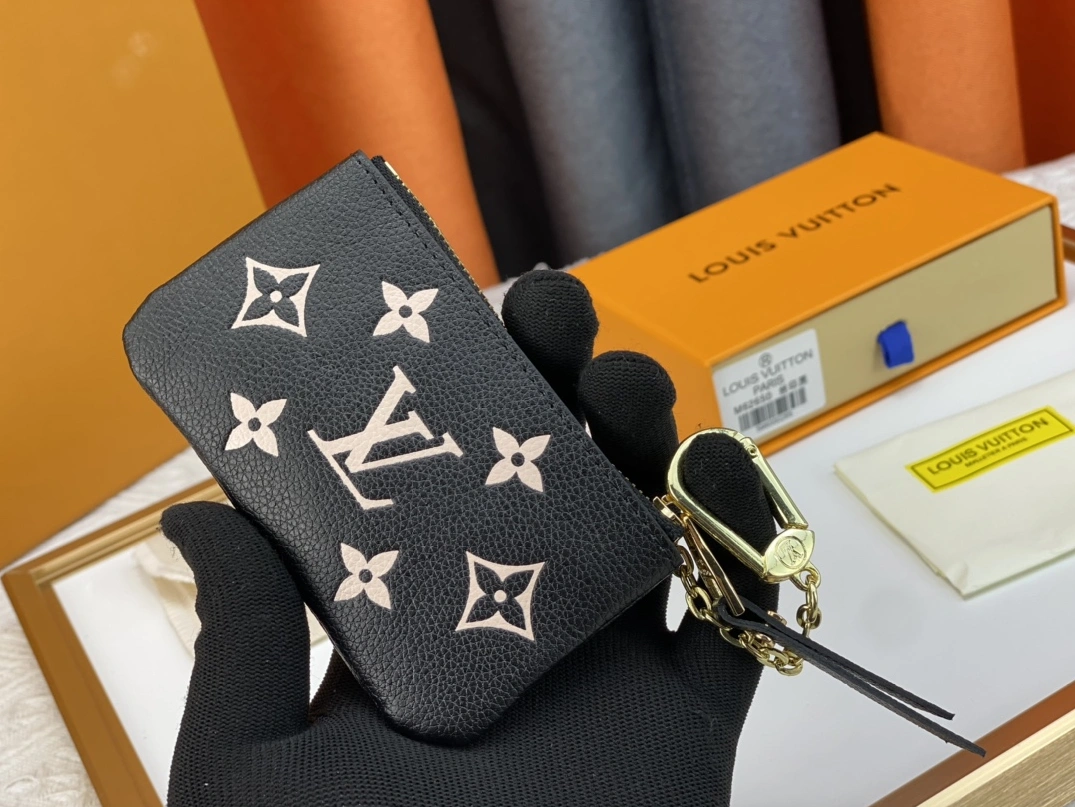 EasyMatch 3719 Louis Vuitton LV Wallets For Women
