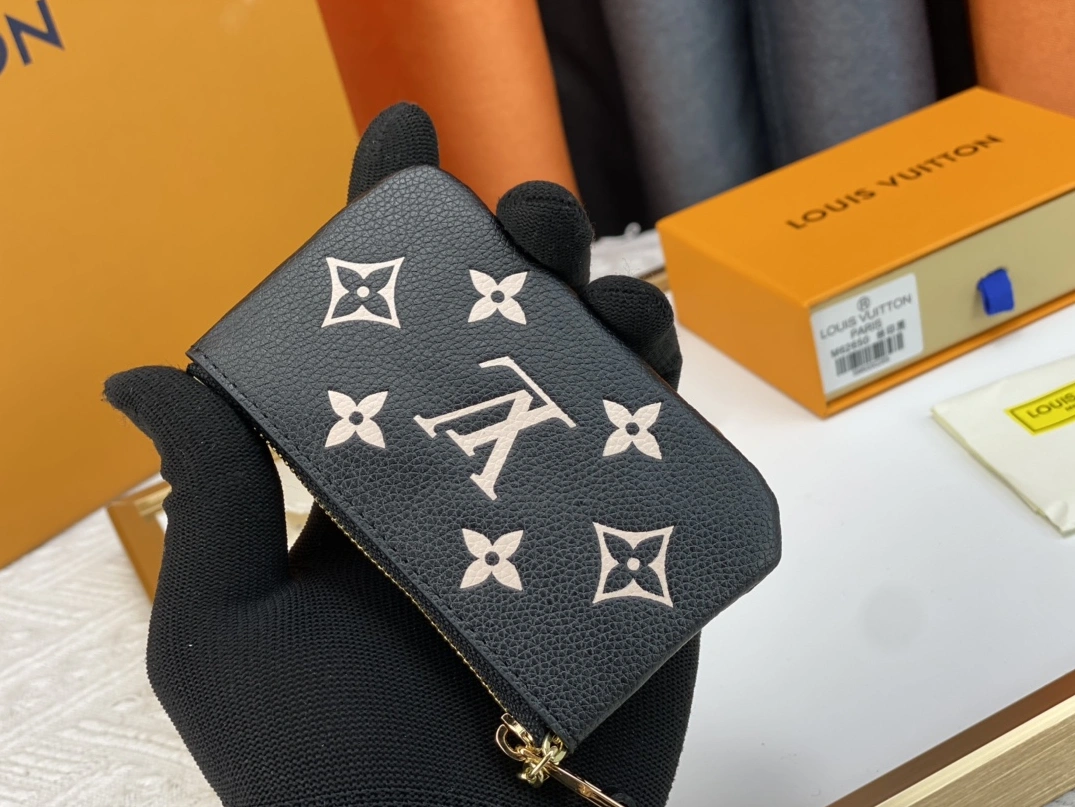 EasyMatch 3719 Louis Vuitton LV Wallets For Women
