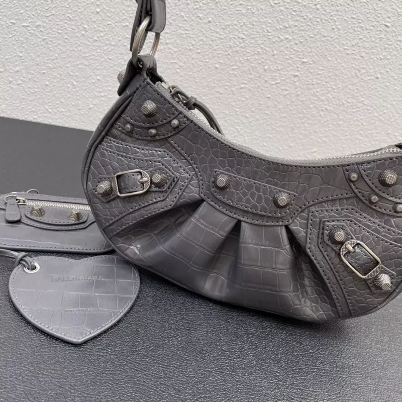 EasyMatch 3749 Balenciaga AAA Quality Messenger Bags For Women