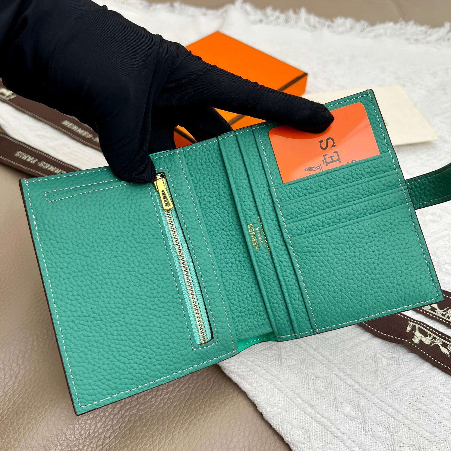 EasyMatch 3946 Hermes AAA Quality Wallets