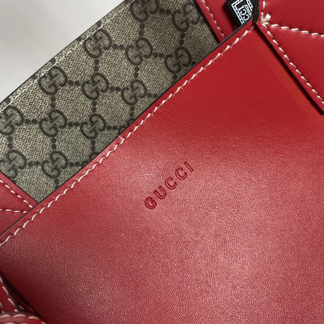 EasyMatch 3953 Gucci AAA Quality Handbags For Women