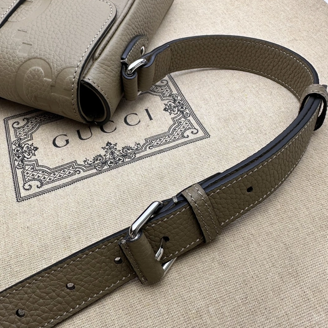 EasyMatch 3959 Gucci AAA Man Messenger Bags