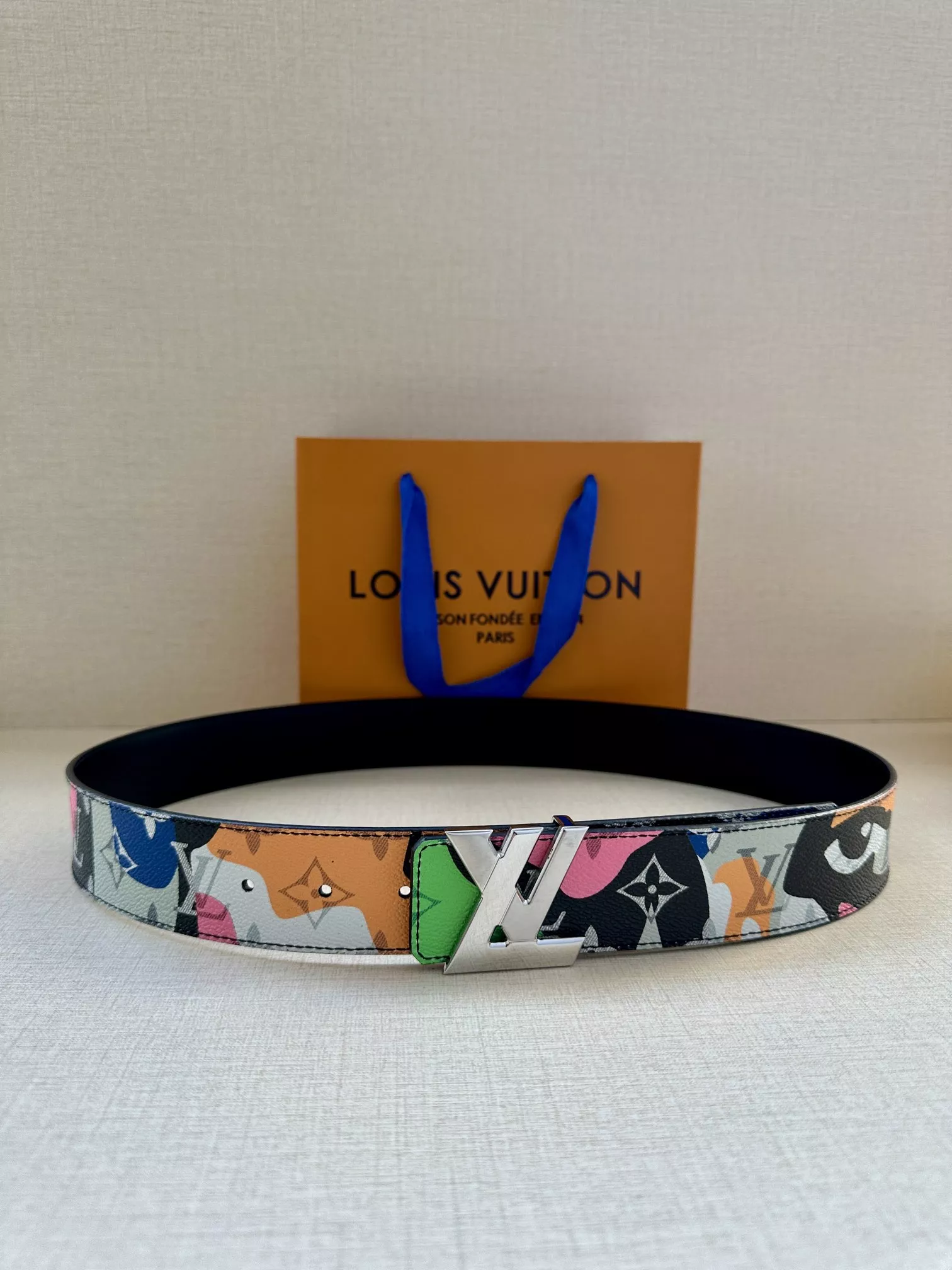 EasyMatch 3983 Louis Vuitton AAA Quality Belts In 4.0cm For Men