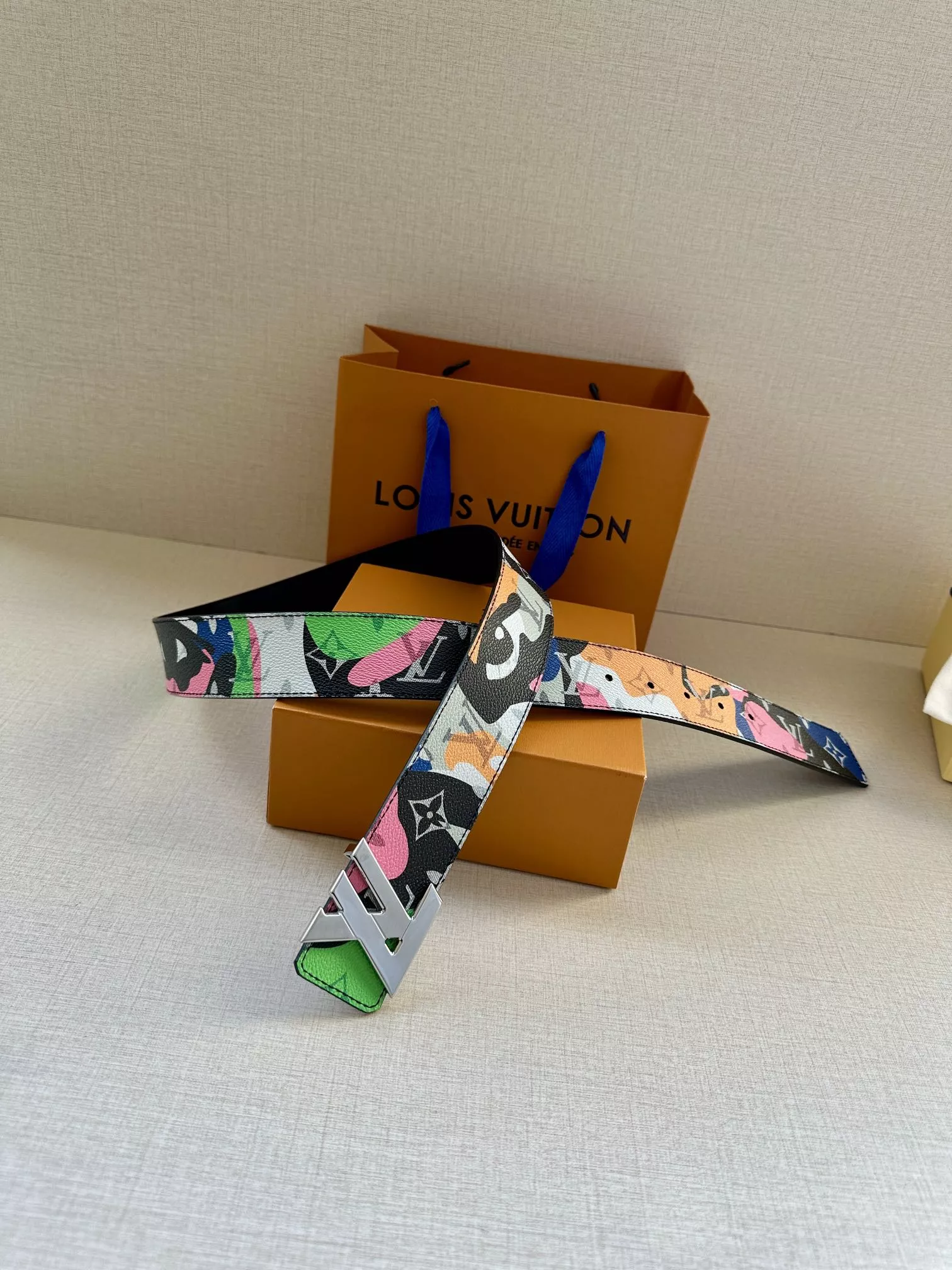 EasyMatch 3983 Louis Vuitton AAA Quality Belts In 4.0cm For Men