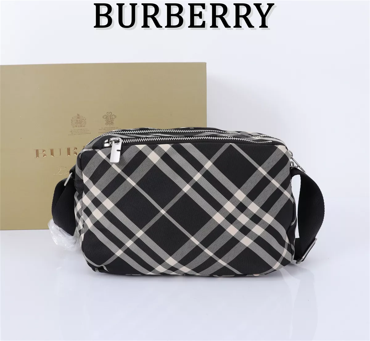 EasyMatch 4033 Burberry AAA Man Messenger Bags