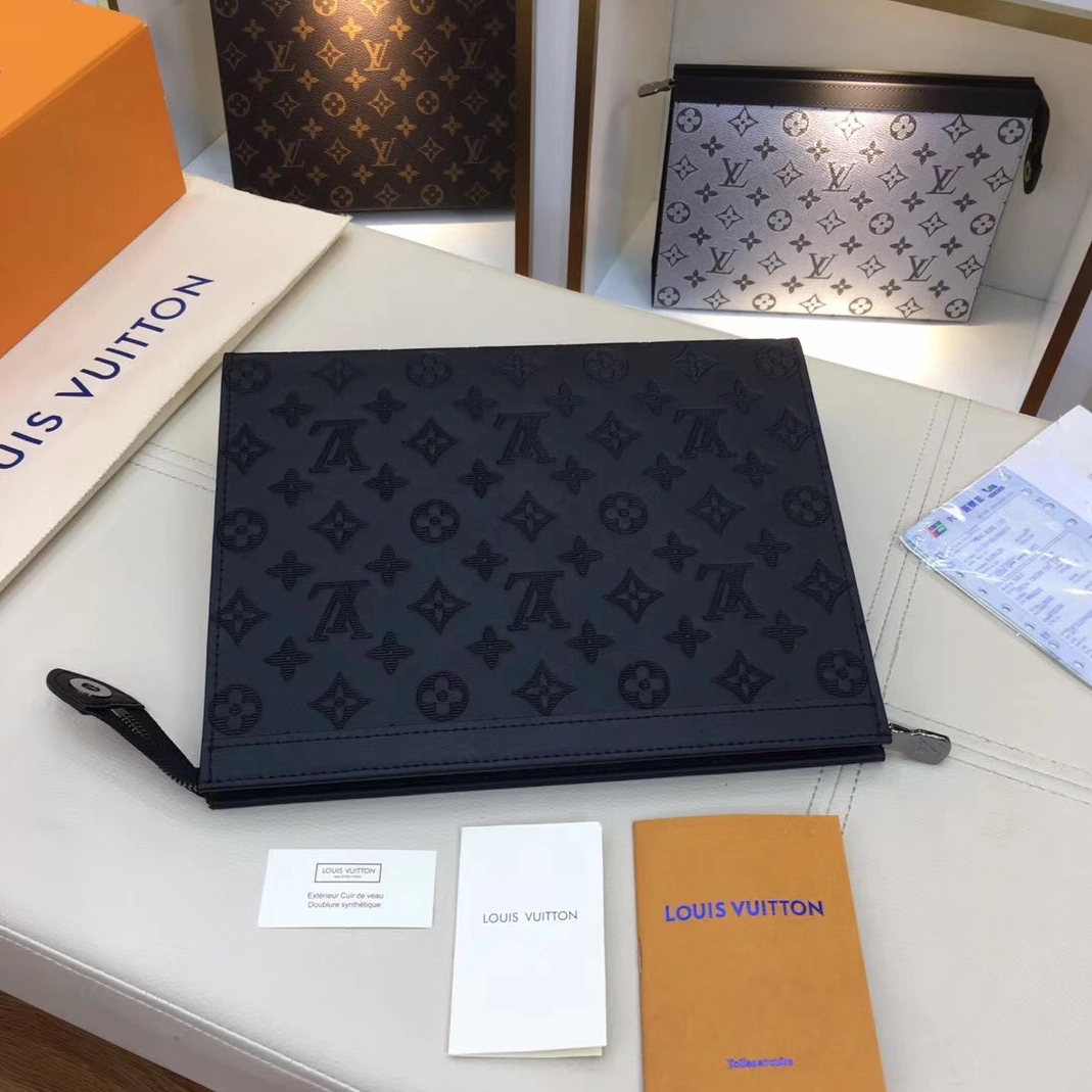 EasyMatch 4118 Louis Vuitton AAA Man Wallets