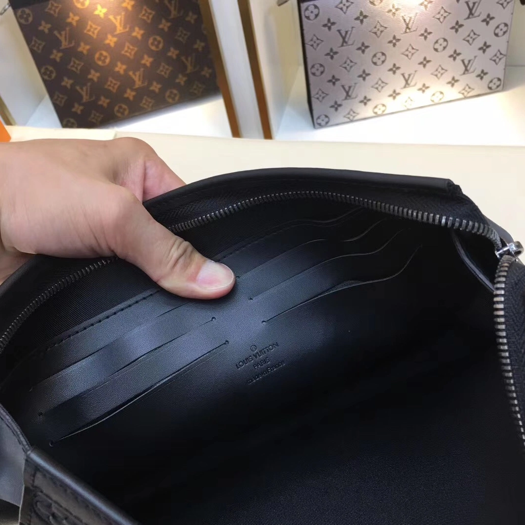 EasyMatch 4118 Louis Vuitton AAA Man Wallets