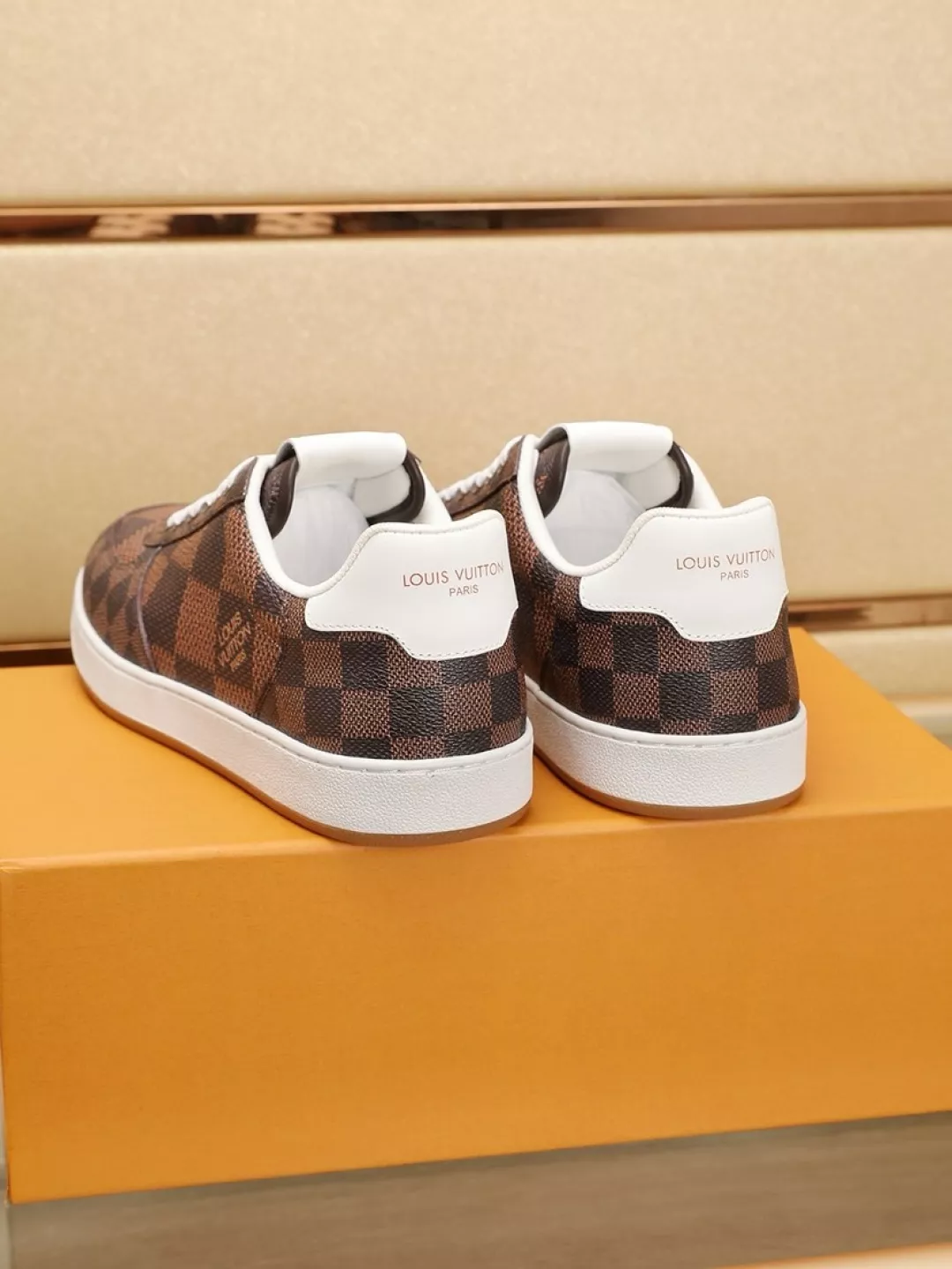 EasyMatch 4168 Louis Vuitton Casual Shoes For Men
