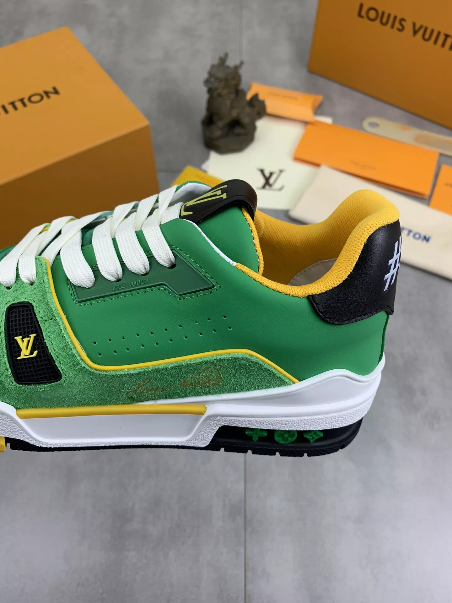 EasyMatch 4359 Louis Vuitton Casual Shoes For Men