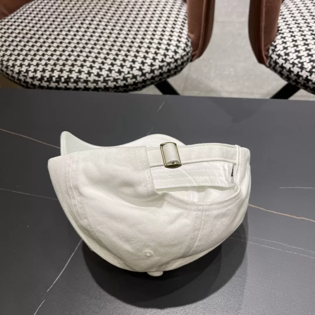 EasyMatch 4488 Balenciaga Caps